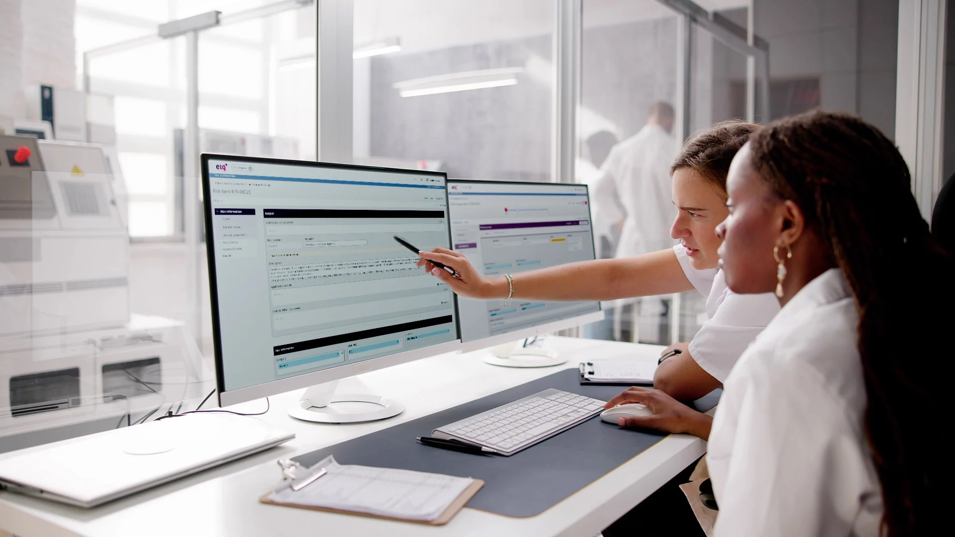 quality professionals using ETQ Reliance Risk Register application for risk management